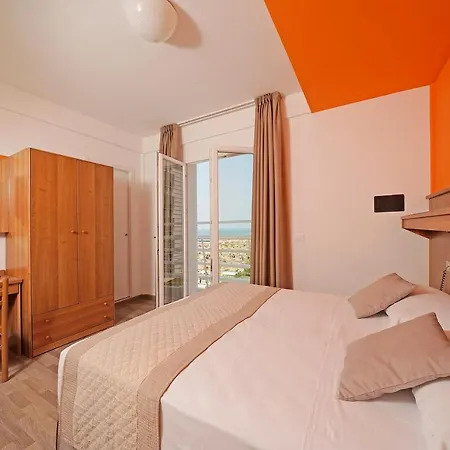 A Frontemare Otel 3*