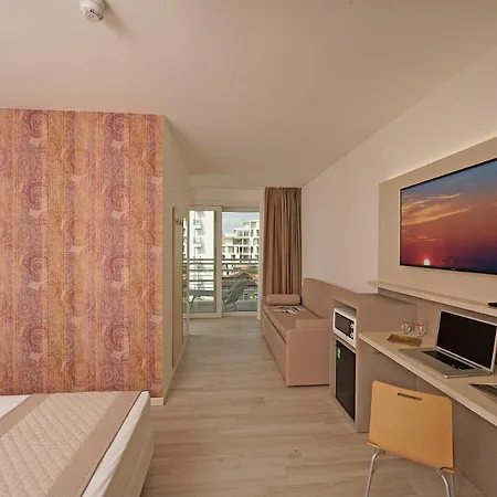 Hotel A Frontemare 3*