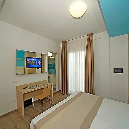 Hotel A Frontemare