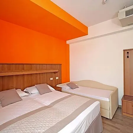 A Frontemare Hotel