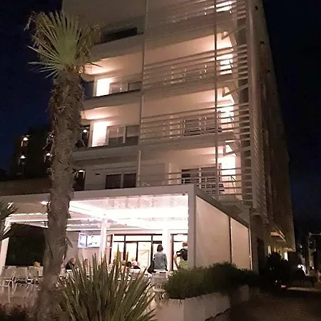 A Frontemare Hotel