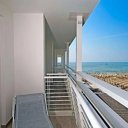 A Frontemare Hotel Lido di Jesolo