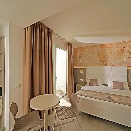 A Frontemare Hotel
