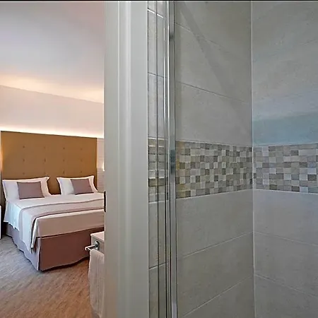 Hotel A Frontemare