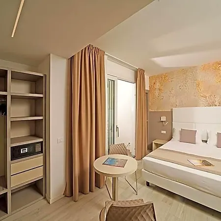 Hotel A Frontemare