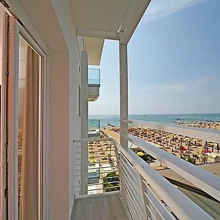 A Frontemare Hotel 3*
