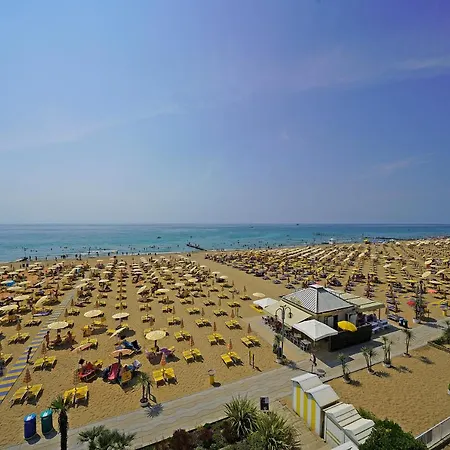 Hotel A Frontemare