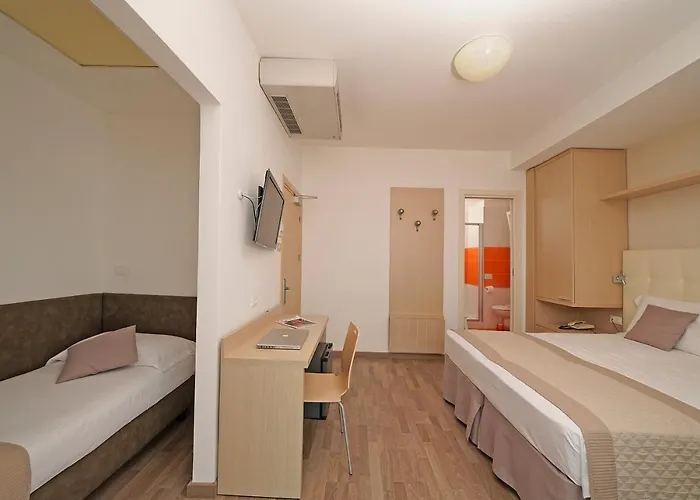 Hotel A Frontemare 3*