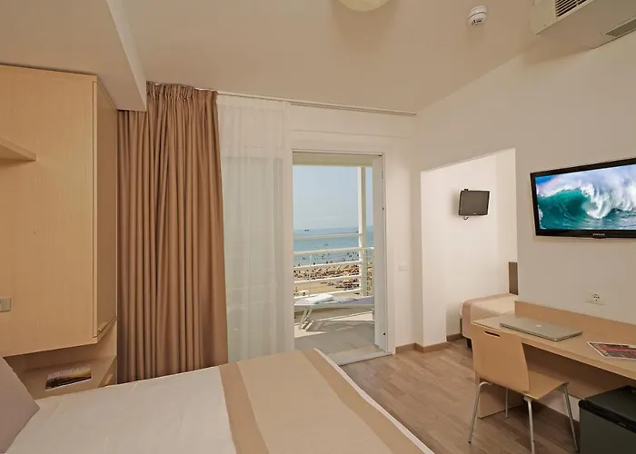 A Frontemare Hotel 3*