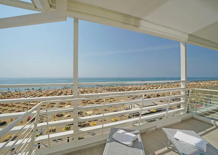 Hotel A Frontemare 3*