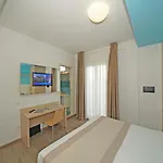 Hotel A Frontemare 3*