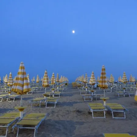 Ξενοδοχείο A Frontemare Τζεσόλο Λίντο