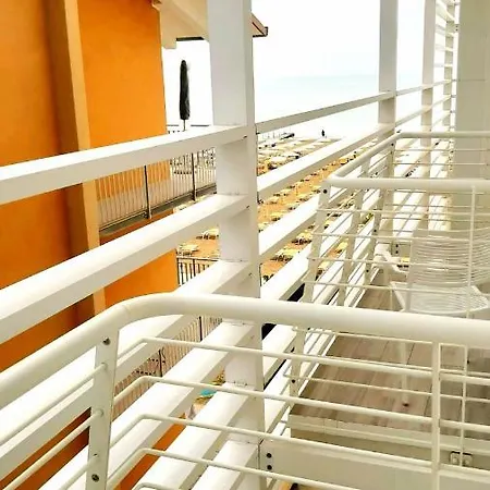 A Frontemare Ξενοδοχείο Τζεσόλο Λίντο