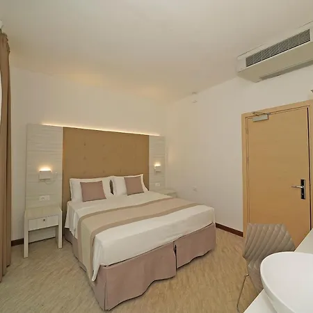 A Frontemare Ξενοδοχείο Τζεσόλο Λίντο